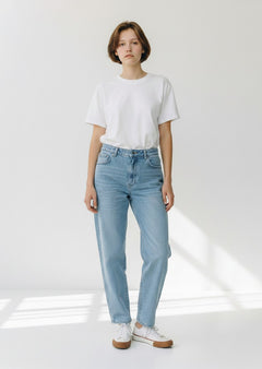 BubiniSegreti Damen Jeans aus Baumwolle, hellblau, gerade geschnitten, normale Leibhöhe, Used-Look