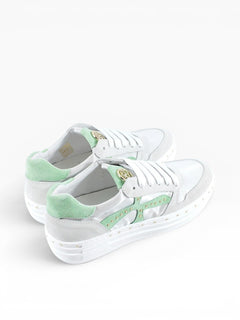 BubiniSegreti Damen Sneaker aus grauem Veloursleder mit mintgrünen Akzenten, Nietenverzierung und Logo-Emblem