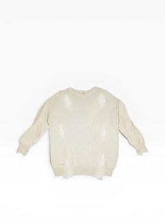 BubiniSegreti Oversized-Strickpullover in Creme mit Distressed-Look, Rundhalsausschnitt und modischen Rissen.