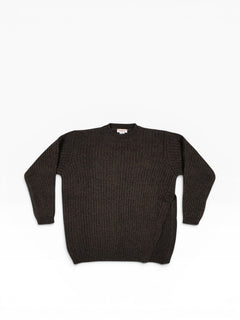 BubiniSegreti Grobstrickpullover in Anthrazit mit Rundhalsausschnitt und asymmetrischem Saum aus weichem Strickmaterial